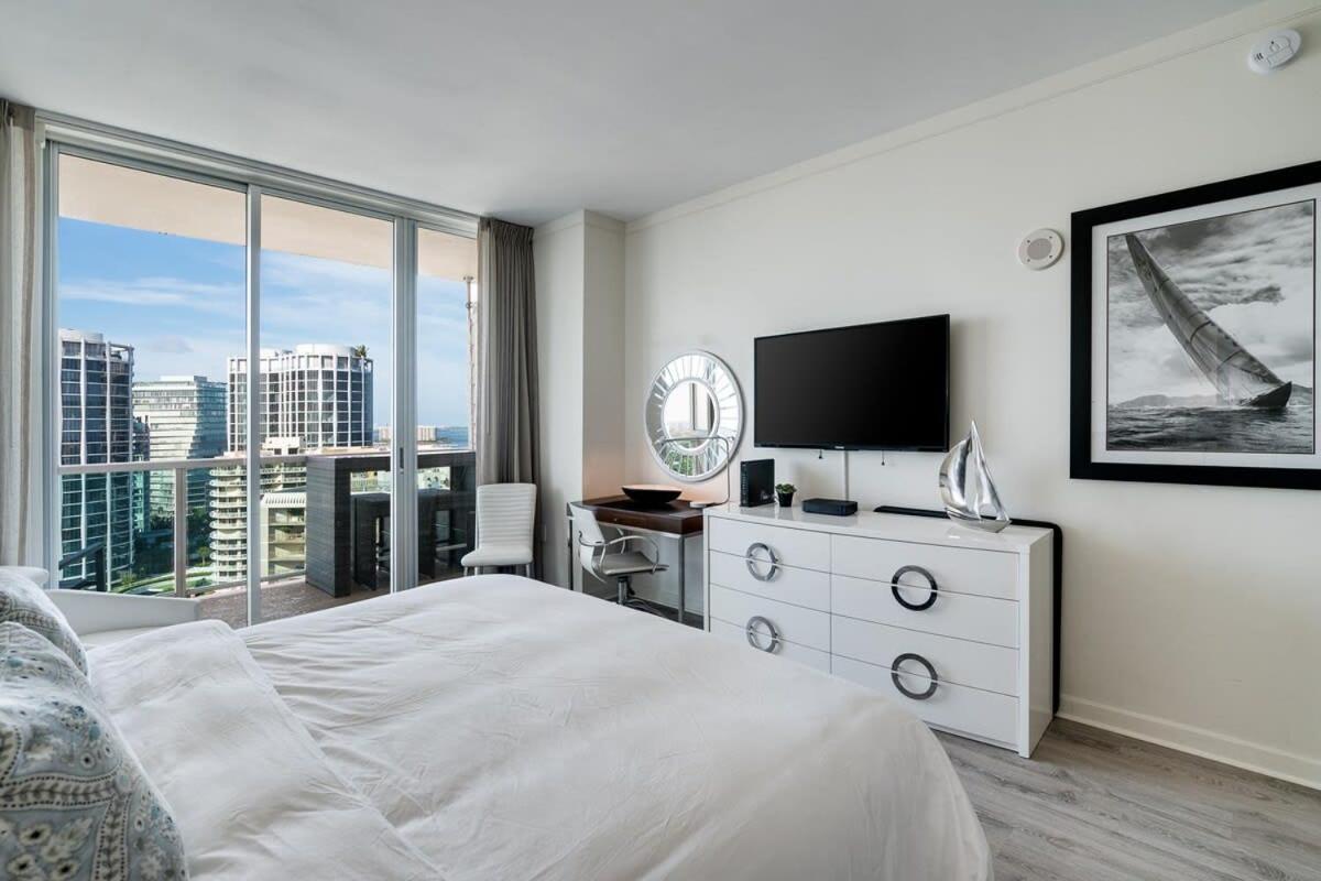 City View Balcony Steps From Restaurants, Peacock Park & Marina Miami Extérieur photo